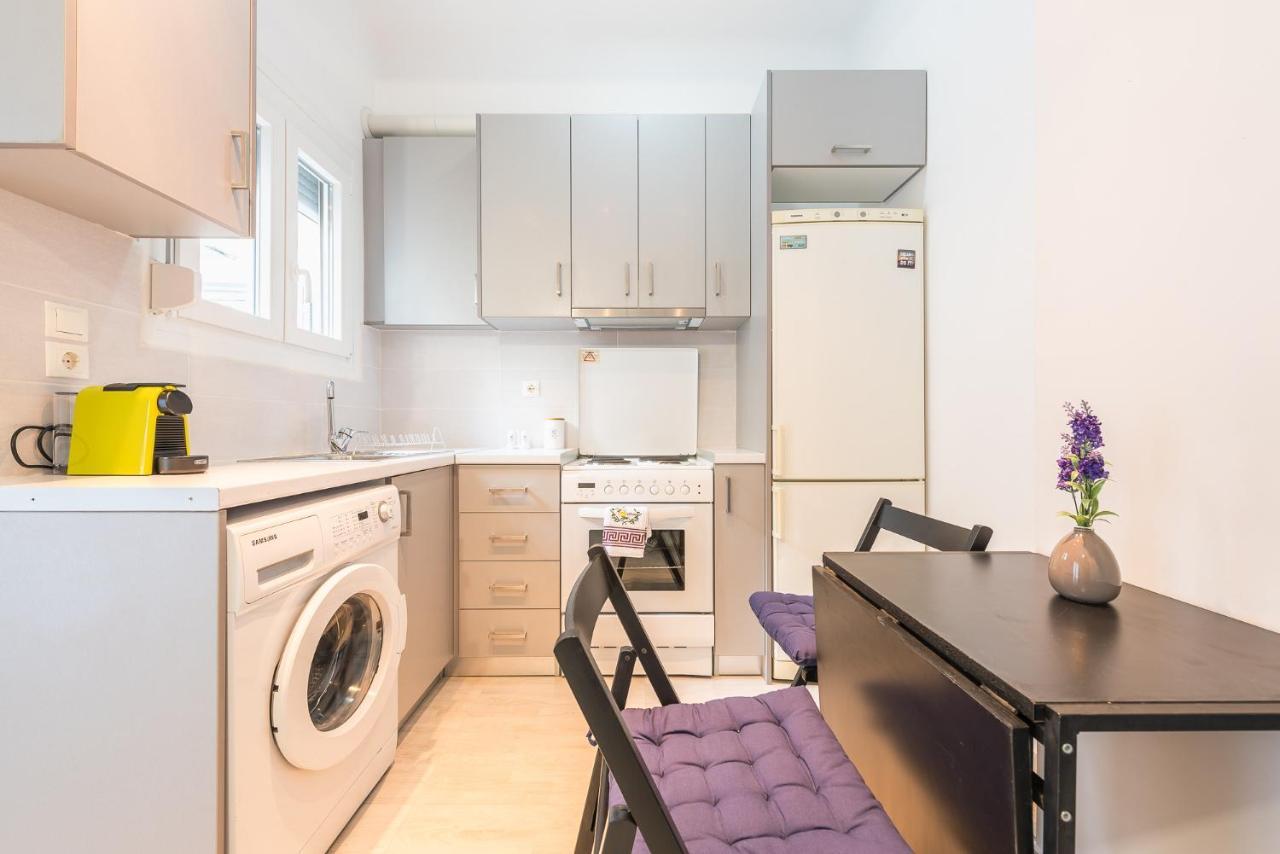 Apartamento Sweet And Central Apt For 2 Atenas Exterior foto